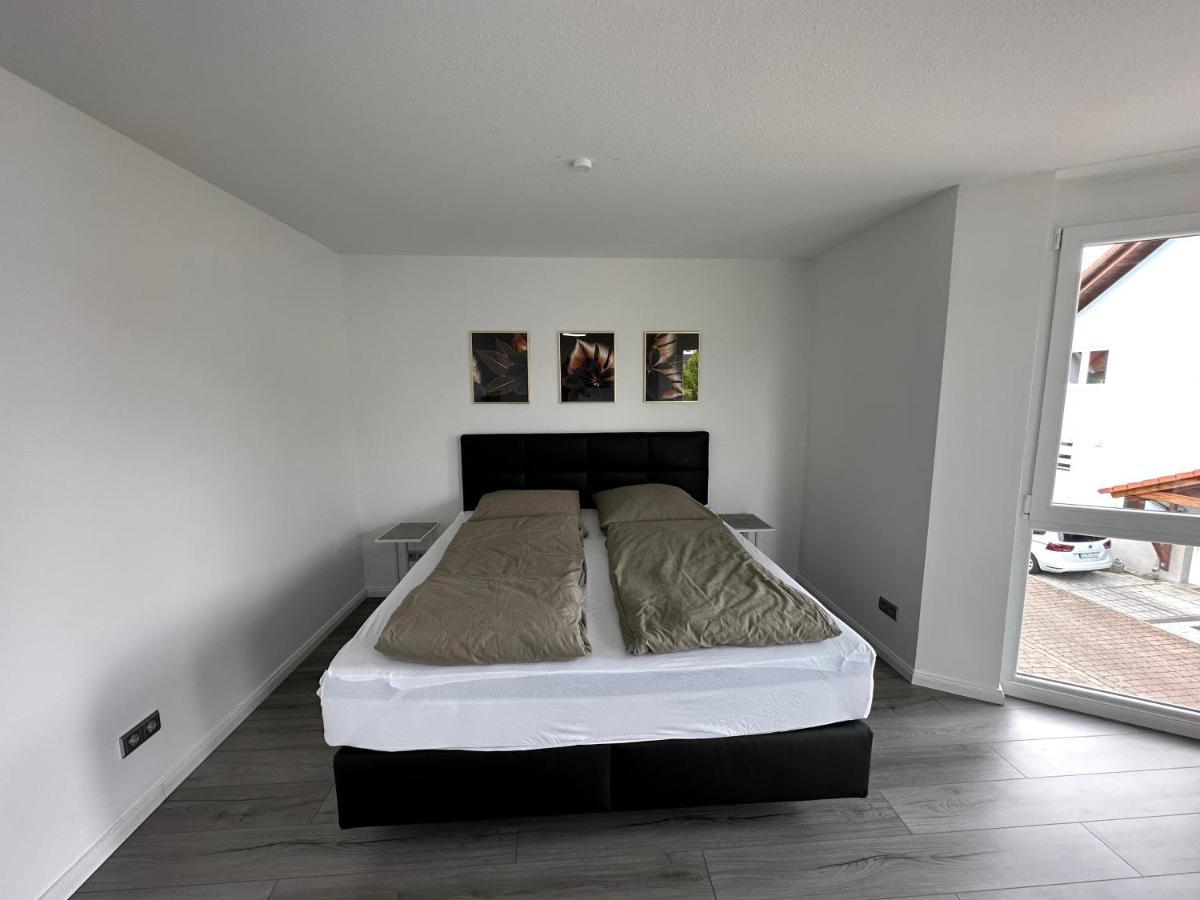 Graben-Neudorf Deluxe Appartement מראה חיצוני תמונה