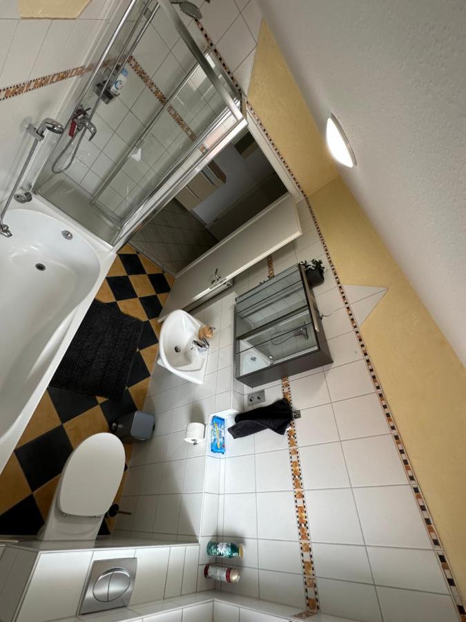 Graben-Neudorf Deluxe Appartement מראה חיצוני תמונה